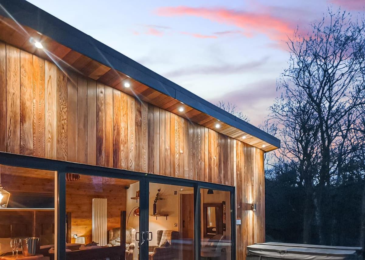 Nant-Y-Coed Lodges Mochdre  외부 사진